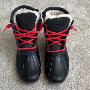 Sperry Black and Red Winter Boots with Cream Lining